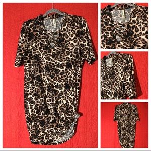 B&B Boutique Leopard dress Size Large.Knee length